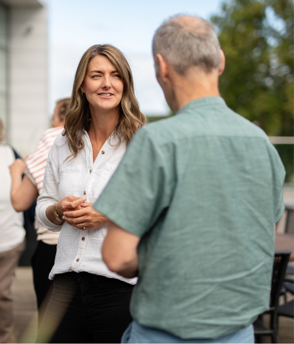 To kolleger i samtale