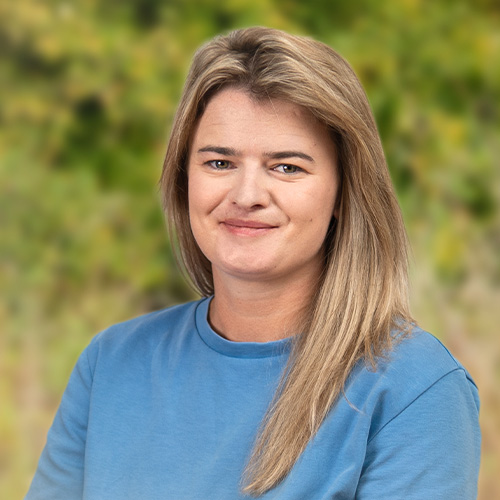 Administrativ koordinator Genevieve Bliss• Human House
